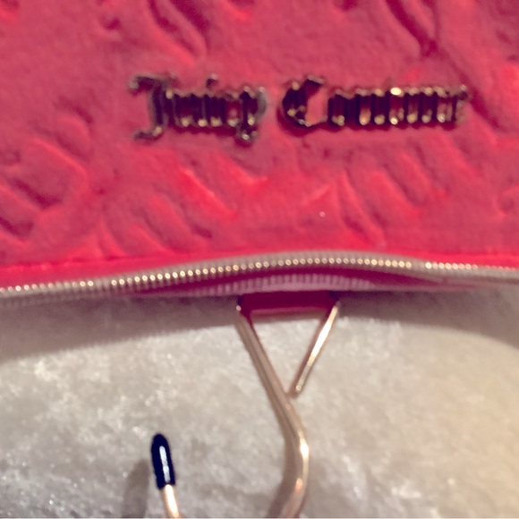 Beautiful juicy couture large train case - Picture 2 of 8